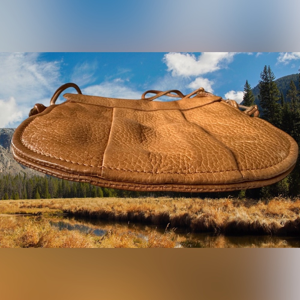 Paeo Lobo Brown Crossbody - Picture 6 of 7